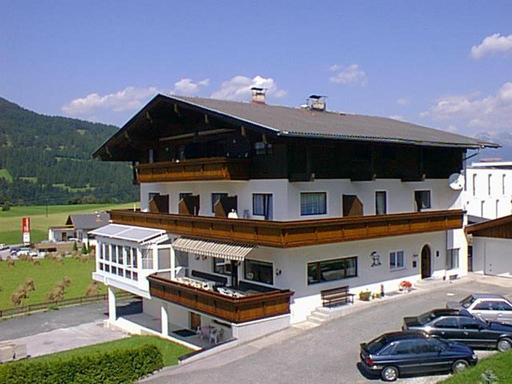 Haus Hubertus Hotel Мидерс Екстериор снимка