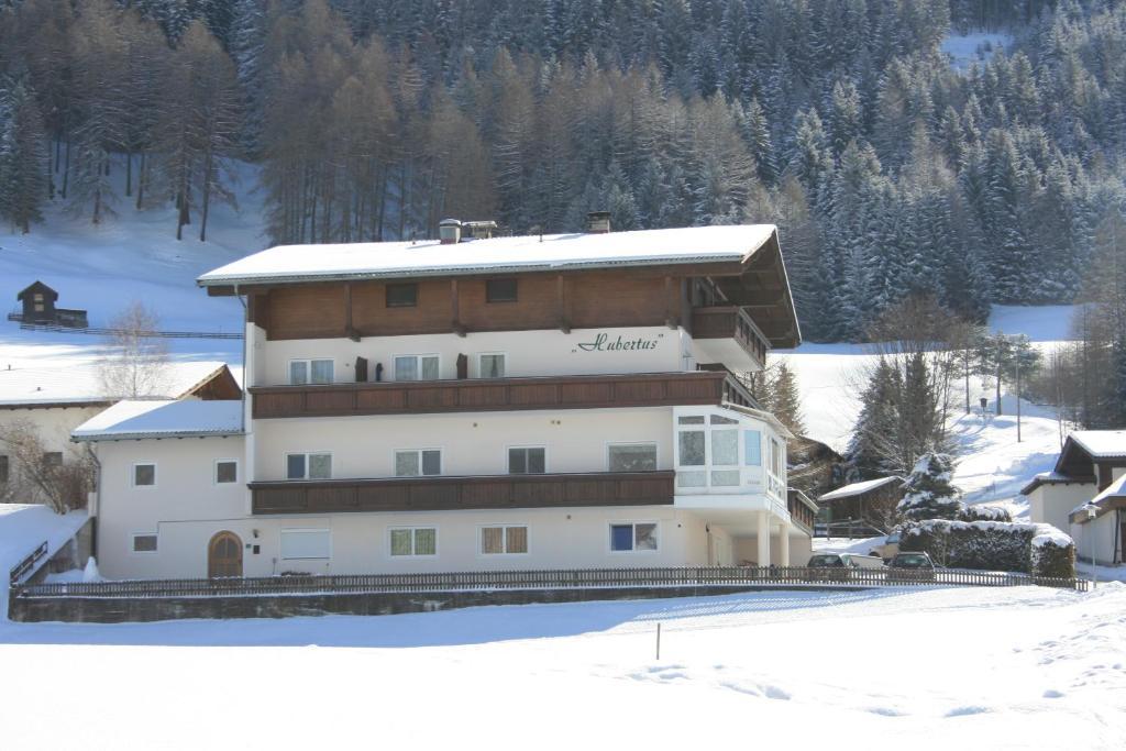 Haus Hubertus Hotel Мидерс Екстериор снимка
